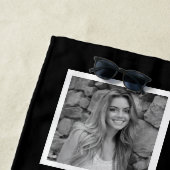 Monogramm für Schwarz-Weiß-FotoCollage Strandtuch (Beispiel)