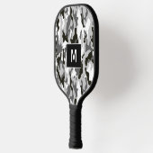 Monogramm für Schwarzweiß-Camouflage Pickleball Schläger (Links)