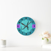 Monogramm für türkisfarbenen Glitzer Runde Wanduhr (Zuhause)