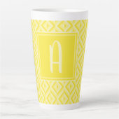 Monogramm-Gelbes Drei-Tonen-Diamant-Muster Milchtasse (Vorderseite)