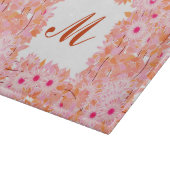 Monogramm gerahmt mit Blume - rosa und pfirsichfar Schneidebrett (Ecke)