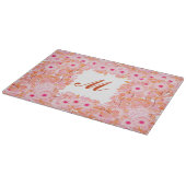 Monogramm gerahmt mit Blume - rosa und pfirsichfar Schneidebrett (Ecke)
