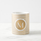 Monogramm Gold und Weiße Streifen Kaffeetasse (Mittel)