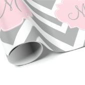 Monogramm grau und weiß Zickzack mit Pastellrosa Geschenkpapier (Rolleneckpunkt)