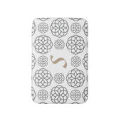 Monogramm Graue Mandalas Muster Badematte (Vorderseite Vertikal)