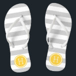 Monogramm graue und gelbe Preppy-Streifen Badesandalen<br><div class="desc">Maßgeschneiderte,  bedruckte Flop-Sandalen mit einem preppy-nautical-Stripe-Muster und einem eigenen Monogramm oder einem anderen Text in einem Circle-Rahmen. Klicken Sie auf Anpassen,  um Schriftart und Farben zu ändern oder eigene Bilder hinzuzufügen,  um ein einzigartiges Design zu erstellen!</div>