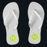 Monogramm graue und grüne Tiny Dots Badesandalen<br><div class="desc">Maßgeschneiderte gedreht Flop Sandalen mit einem niedlichen gürtelförmigen Polka-Punktmuster und einem eigenen Monogramm oder einem anderen Text in einem Kreisrahmen. Klicken Sie auf Anpassen,  um Schriftart und Farben zu ändern oder eigene Bilder hinzuzufügen,  um ein einzigartiges Design zu erstellen!</div>