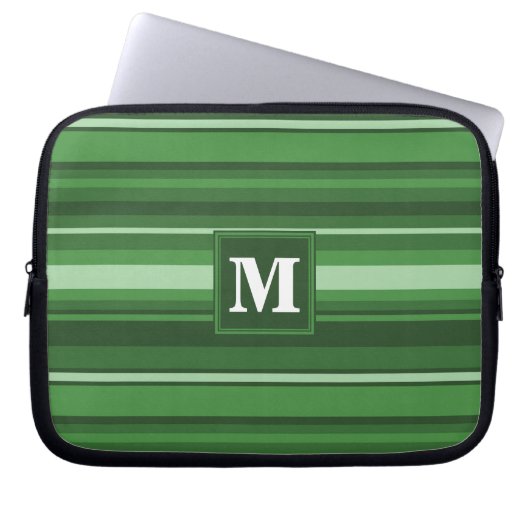 Monogramm grüne Streifen Laptopschutzhülle (Vorderseite)