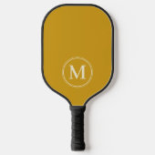 Monogramm Halbjahrsfarbe der goldenen Ockerfarbe Pickleball Schläger (Vorderseite)