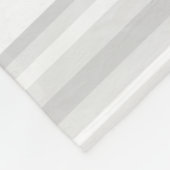 Monogramm hellgraue Streifen Fleecedecke (Ecke)