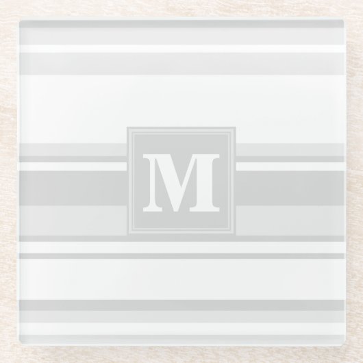 Monogramm hellgraue Streifen Glasuntersetzer (Vorderseite)