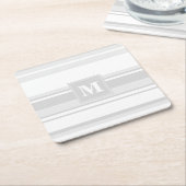Monogramm hellgraue Streifen Rechteckiger Pappuntersetzer (angewinkelt)