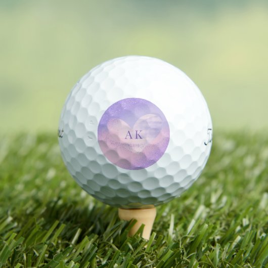 Monogramm Herz mit Lila Rosa Verlauf Golfball (Insitu T-Shirt)