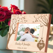 Monogramm Herznamen Kombination mit Liebe Tree Des Geätzte Rahmen