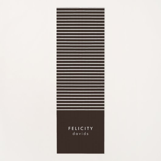 Monogramm horizontale Streifen braun und weiß Yogamatte (Vorderseite)