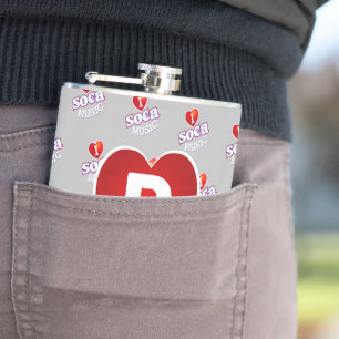 MONOGRAMM I LIEBE SOCA auf GRAU Flachmann