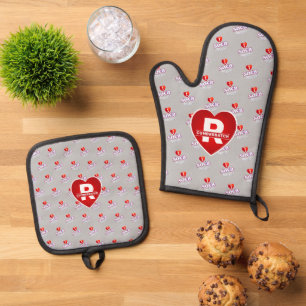 MONOGRAMM I  LIEBE SOCA auf GRAU Ofenhandschuh & Topflappen-Set
