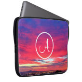 Monogramm Initial Hot Pink Blue Sunset Foto Einfac Laptopschutzhülle (Vorne Rechts)