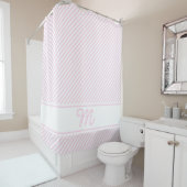 Monogramm Initial light Pink Stripes Duschvorhang (Beispiel)