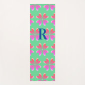 Monogramm Initial Lime Green Pink Retro Floral Yogamatte (Vorderseite)