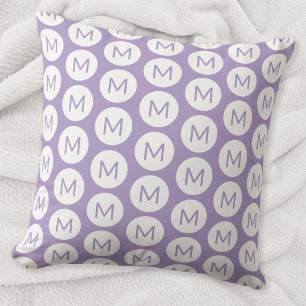 Monogramm Initial Spot Muster Personalisiert Lilac Kissen