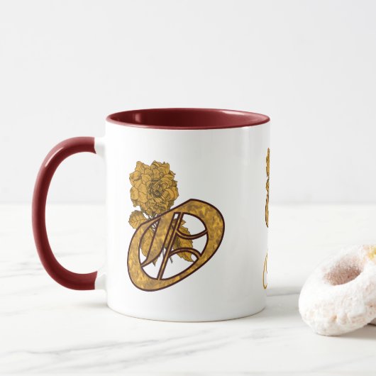 Monogramm Initiale O Gold Pfingstrose Personalisie Tasse (Mit Donut)