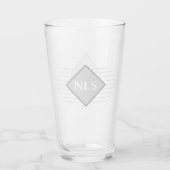 Monogramm-Initialen auf einem Glas (Vorderseite)