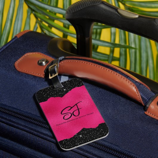Monogramm-Initialen auf Hot Pink und Black Glitzer Gepäckanhänger (Vorderseite Insitu 1)