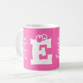 Monogramm-Initialen-Name Schrift modern rosa Kaffeetasse (Vorderseite Links)