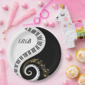 Monogramm-Klavier-Schlüssel und musikalische Pappteller (Party)