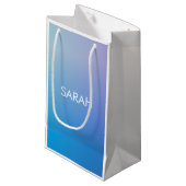 Monogramm Kleine Geschenktüte (Vorderseite Schrägansicht)