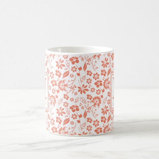 Monogramm Korallenpfirsiche Tropische Blume Kaffeetasse (Mittel)