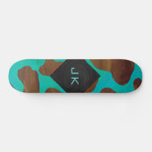 Monogramm Kuh braun und Aquamarin Skateboard (Horizontal)