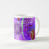 Monogramm-kundenspezifischer lila kaffeetasse (VorderseiteRechts)