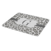 Monogramm-Leopard-weißes und graues Schneidebrett (Ecke)