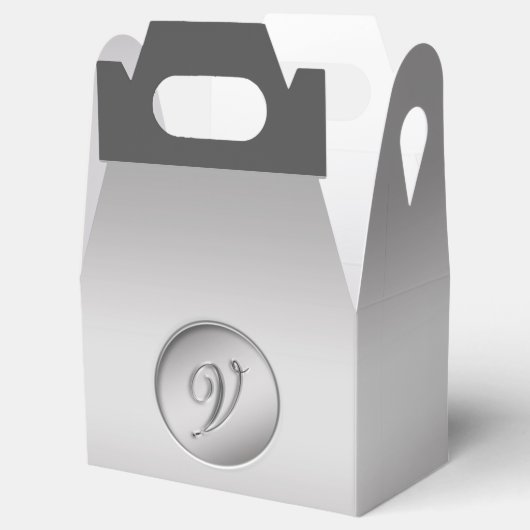 Monogramm "Letter V" Geschenkschachtel (Geöffnet)