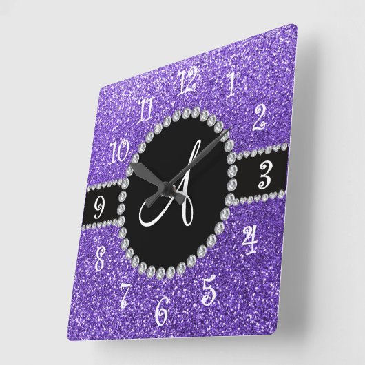 Monogramm lila Glitzer Diamantkreis Quadratische Wanduhr (Winkel)