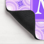 Monogramm lila Kreismuster Mousepad (Ecke)