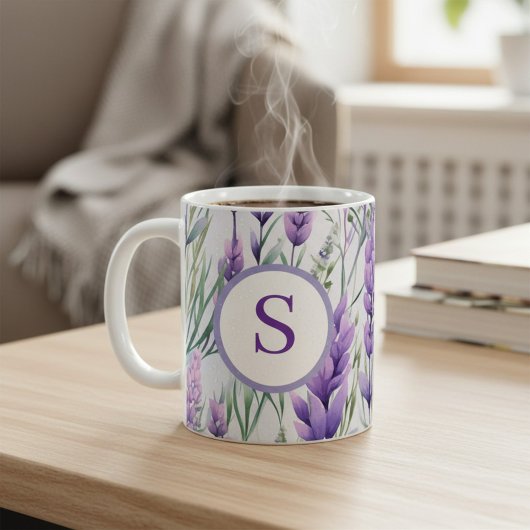 Monogramm lila Lavendel-Blumenfeld Kaffeetasse