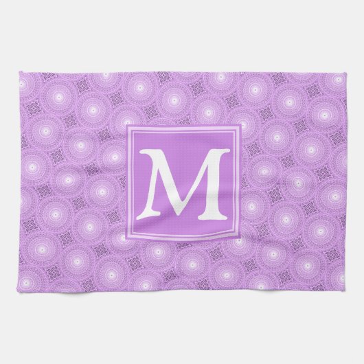 Monogramm-Lila-lila Kreismuster Handtuch (Horizontal)