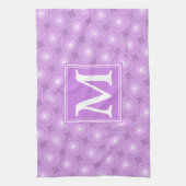 Monogramm-Lila-lila Kreismuster Handtuch (Vertikal)