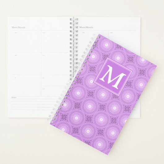 Monogramm-Lila-lila Kreismuster Planer (Anzeige)