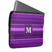 Monogramm lila Streifen Laptopschutzhülle (Vorne Rechts)