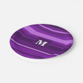 Monogramm lila Streifen Pappteller (Schrägansicht)