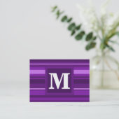 Monogramm lila Streifen Visitenkarte (Stehend Vorderseite)