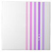 Monogramm lila und rosa vertikale Streifen Fliese (Vorderseite)