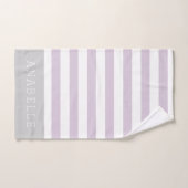 Monogramm Lilac und graue Streifen | Editierbare F Badhandtuch Set (Handtuch)