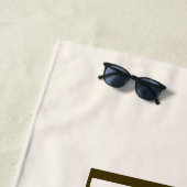 Monogramm, Marke oder Firmenname | Weißbraun Strandtuch (Beispiel)
