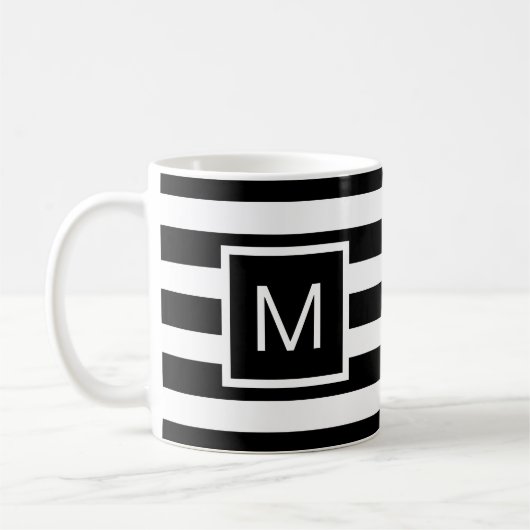 Monogramm mit schwarzem und weißem Streifen Kaffeetasse (Links)