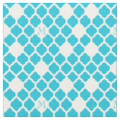 Monogramm-Muster aus weißem Trellis Stoff (Nahaufnahme)